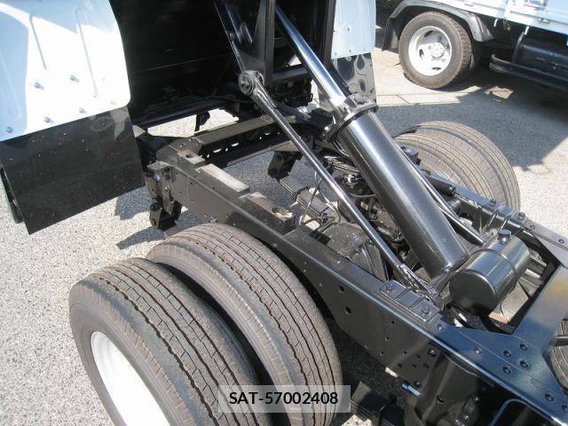 Isuzu ELF TRUCK 2013-02 8795865-8