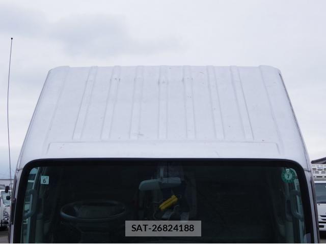 Isuzu ELF TRUCK 2018-05 8828883-13