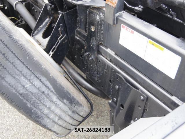 Isuzu ELF TRUCK 2018-05 8828883-7
