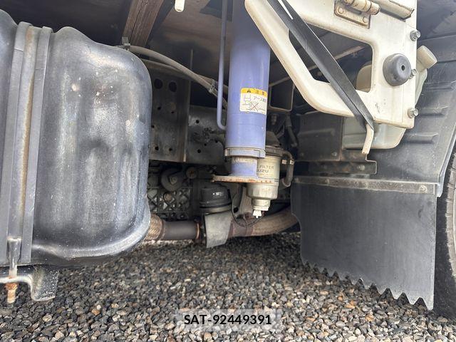 Isuzu ELF TRUCK 2006-03 8828887-12