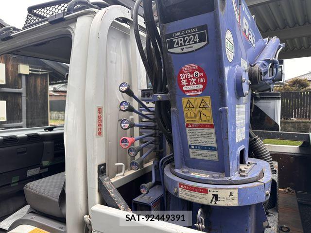 Isuzu ELF TRUCK 2006-03 8828887-16
