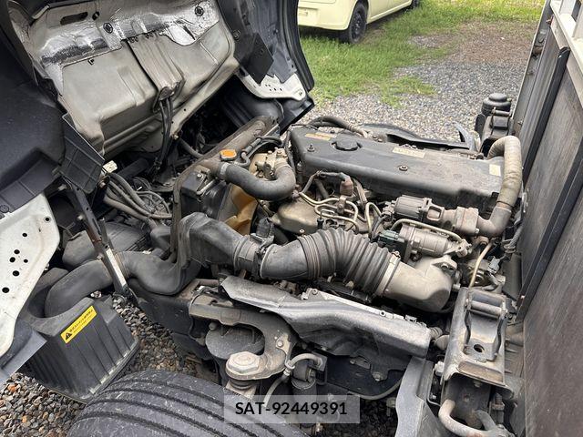 Isuzu ELF TRUCK 2006-03 8828887-18