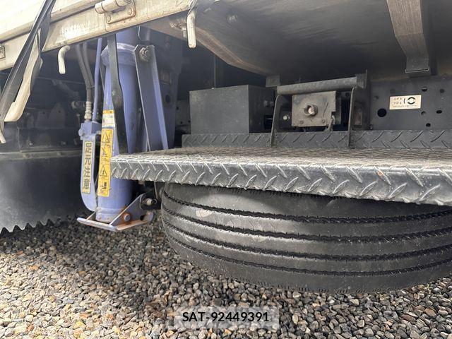 Isuzu ELF TRUCK 2006-03 8828887-19