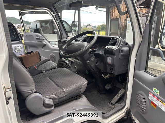 Isuzu ELF TRUCK 2006-03 8828887-27