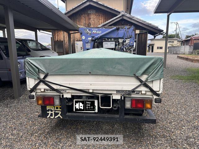Isuzu ELF TRUCK 2006-03 8828887-5