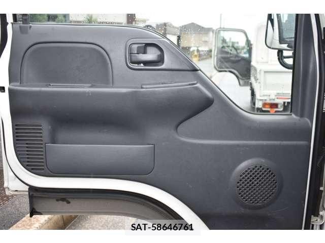 Isuzu ELF TRUCK 2021-09 8828885-9