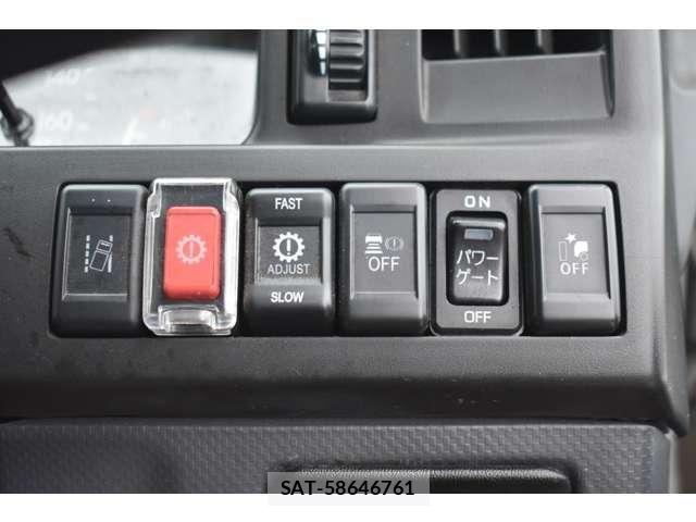 Isuzu ELF TRUCK 2021-09 8828885-15