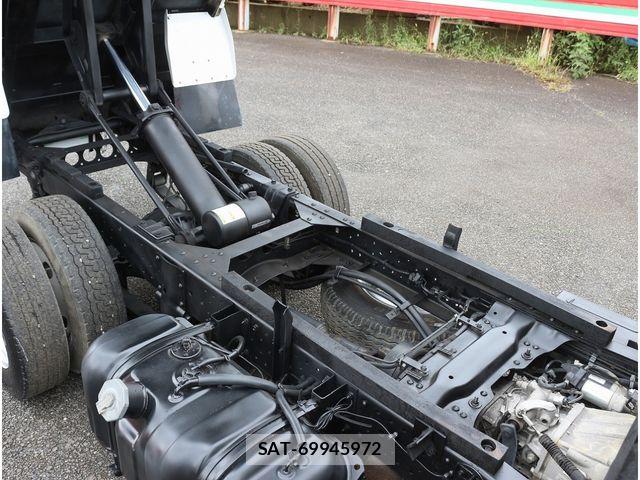 Isuzu ELF TRUCK 2019-02 8828886-18