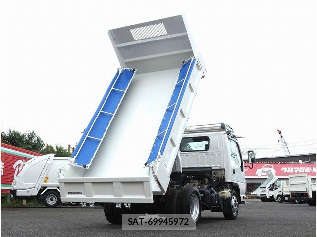 Isuzu ELF TRUCK 2019-02 8828886-1