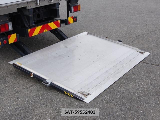 Isuzu ELF TRUCK 2018-05 8828884-11