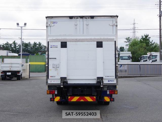 Isuzu ELF TRUCK 2018-05 8828884-22