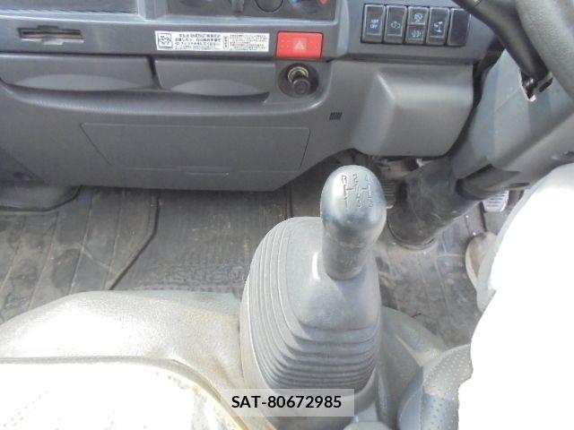 Isuzu ELF TRUCK 2015-12 8828888-13