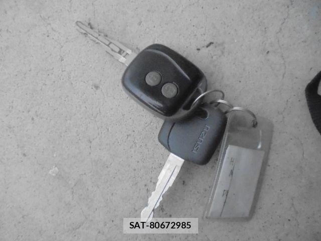 Isuzu ELF TRUCK 2015-12 8828888-17