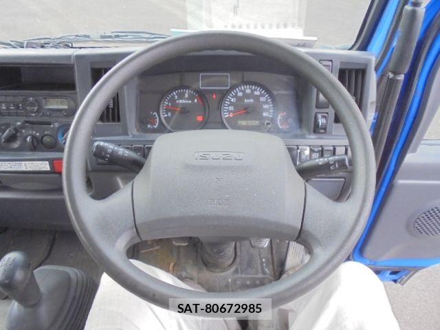 Isuzu ELF TRUCK 2015-12 8828888-1
