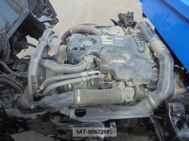 Isuzu ELF TRUCK 2015-12 8828888-19
