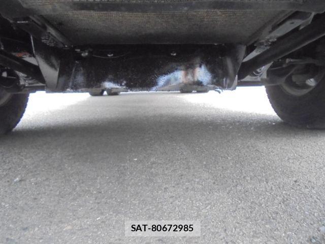 Isuzu ELF TRUCK 2015-12 8828888-20