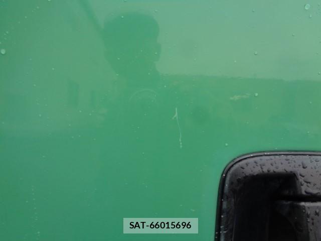 Isuzu ELF TRUCK 2016-12 8848849-28