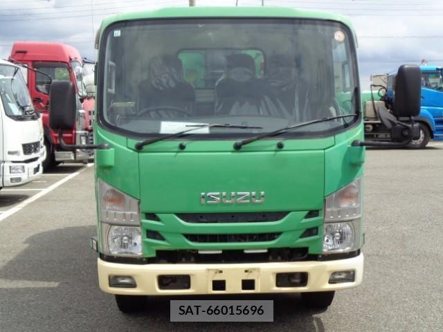 Isuzu ELF TRUCK 2016-12 8848849-2