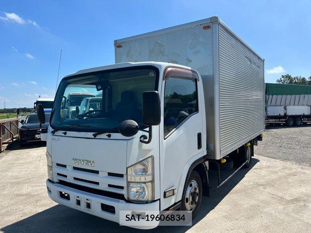 Isuzu ELF TRUCK 2012-05 8848876-0