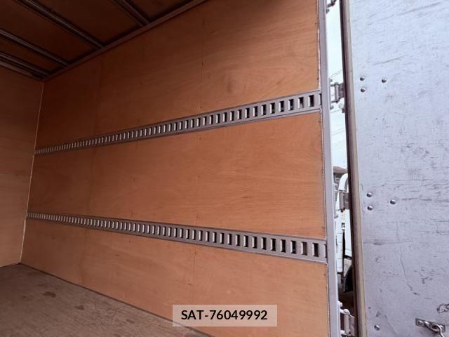 Isuzu ELF TRUCK 2018-07 8848867-12