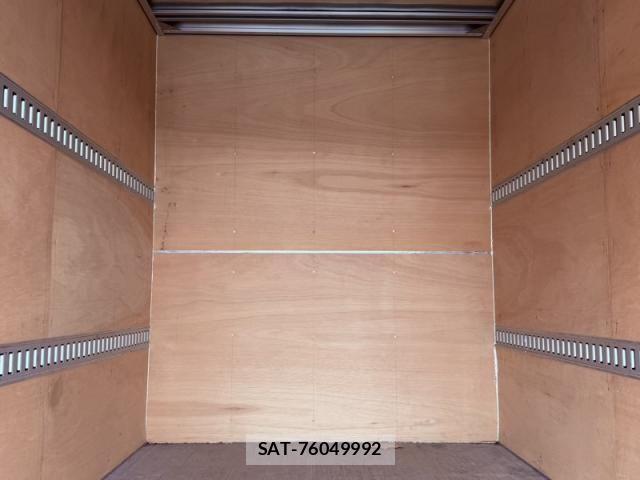 Isuzu ELF TRUCK 2018-07 8848867-14