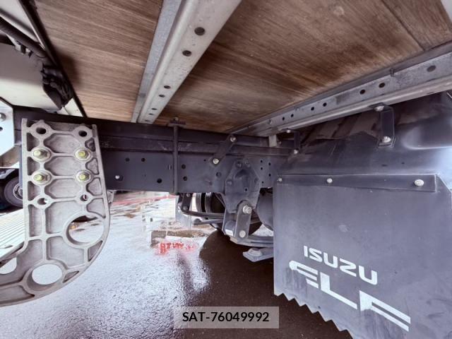 Isuzu ELF TRUCK 2018-07 8848867-21