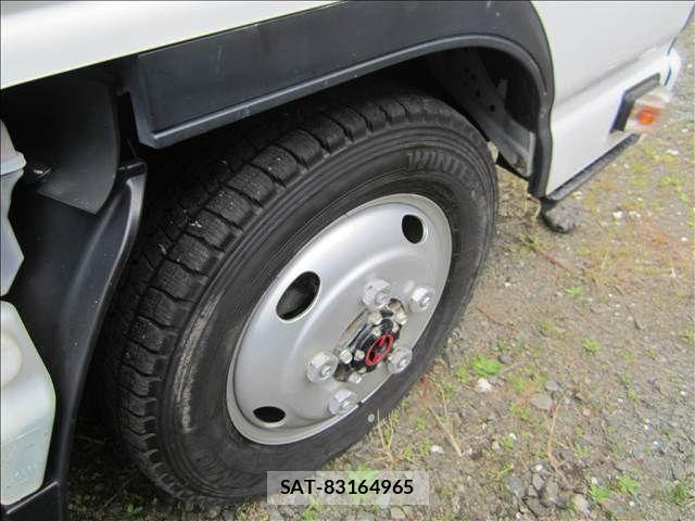 Isuzu ELF TRUCK 2016-01 8848854-9