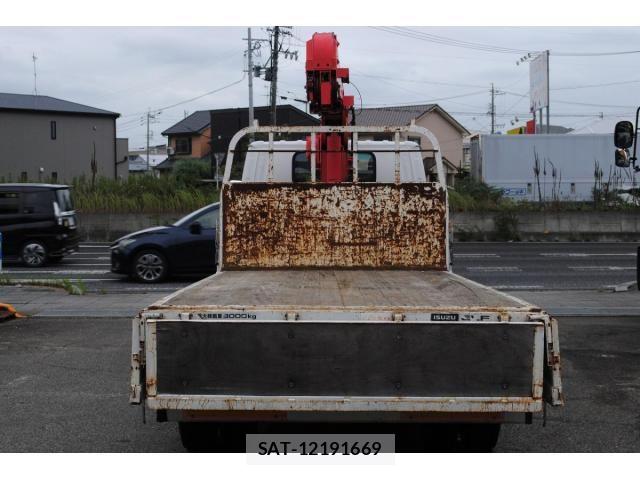 Isuzu ELF TRUCK 2011-08 8848866-9