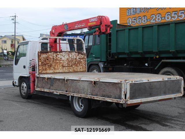 Isuzu ELF TRUCK 2011-08 8848866-10
