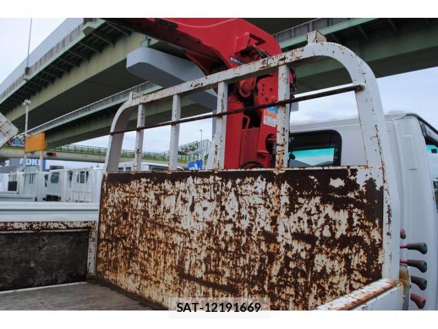 Isuzu ELF TRUCK 2011-08 8848866-13