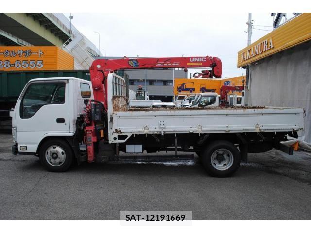 Isuzu ELF TRUCK 2011-08 8848866-2