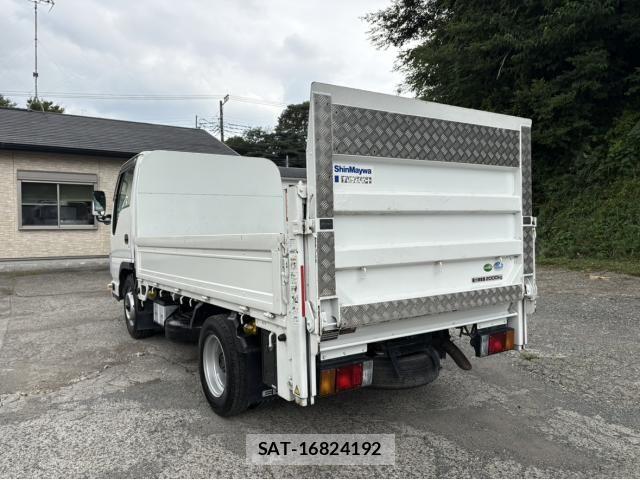 Isuzu ELF TRUCK 2016-06 8848873-1