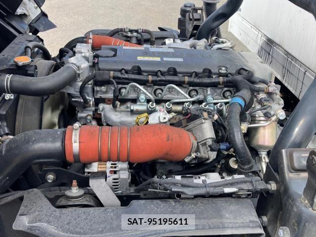 Isuzu ELF TRUCK 2020-04 8848852-14