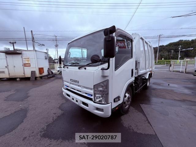 Isuzu ELF TRUCK 2015-01 8848839-0
