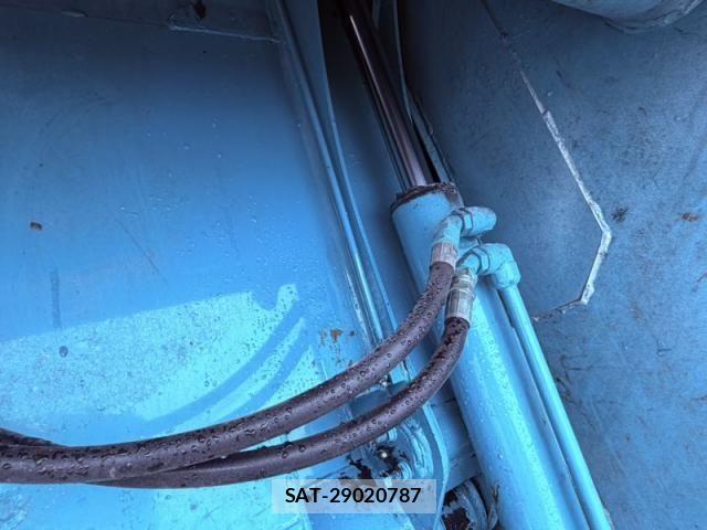 Isuzu ELF TRUCK 2015-01 8848839-16
