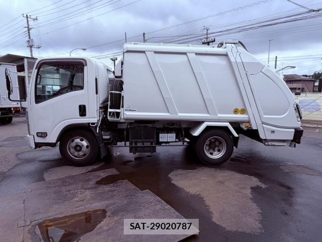 Isuzu ELF TRUCK 2015-01 8848839-7