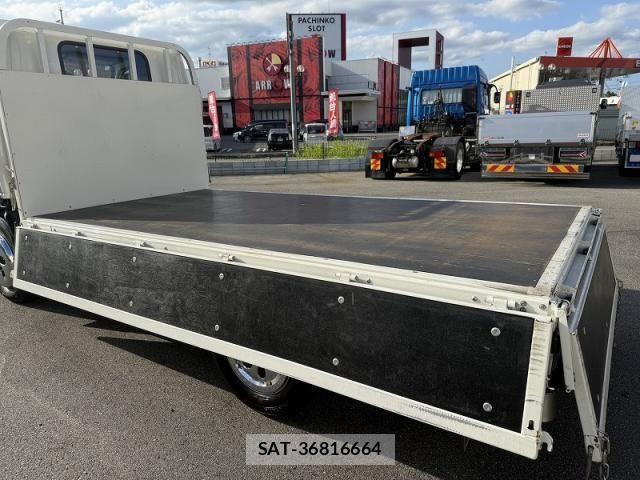 Isuzu ELF TRUCK 2021-04 8848843-11
