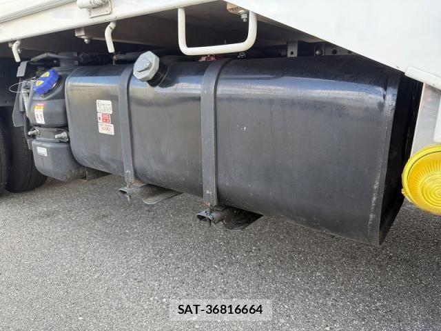 Isuzu ELF TRUCK 2021-04 8848843-18