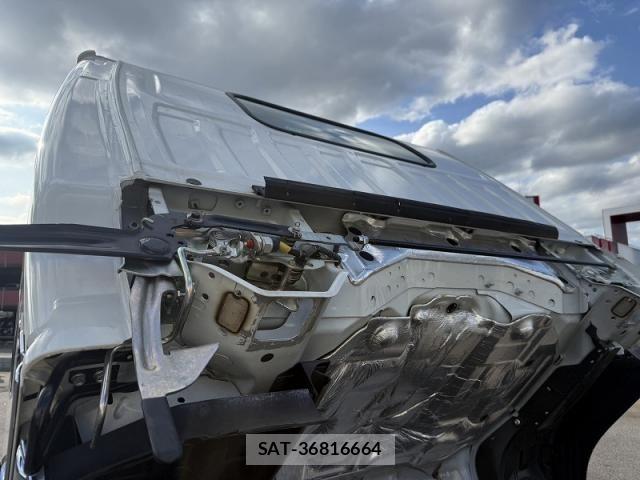 Isuzu ELF TRUCK 2021-04 8848843-22