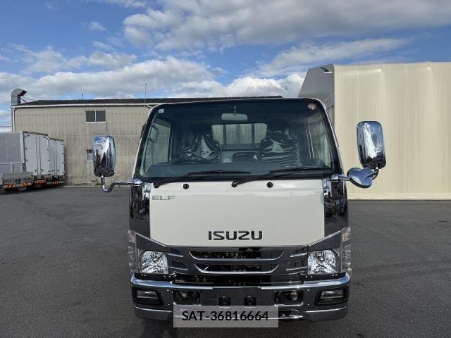 Isuzu ELF TRUCK 2021-04 8848843-2