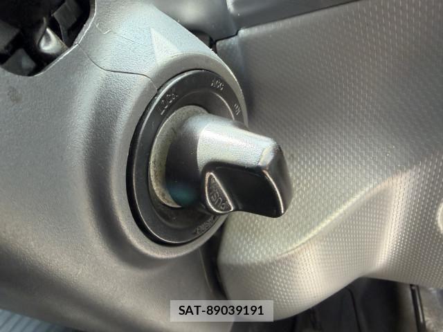 Isuzu ELF TRUCK 2019-01 8870917-19