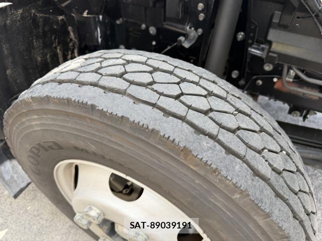 Isuzu ELF TRUCK 2019-01 8870917-21