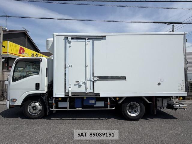 Isuzu ELF TRUCK 2019-01 8870917-4