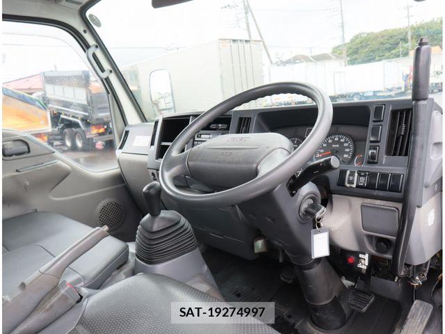 Isuzu ELF TRUCK 2012-05 8870922-23