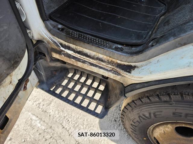 Isuzu ELF TRUCK 2013-02 8870929-21