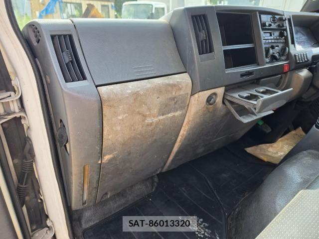 Isuzu ELF TRUCK 2013-02 8870929-24