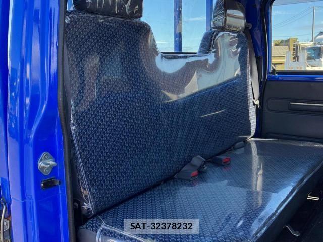 Isuzu ELF TRUCK 2021-12 8870916-19