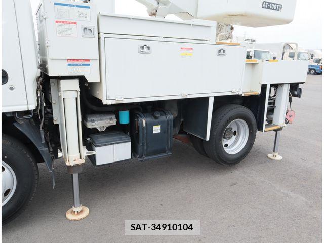 Isuzu ELF TRUCK 2018-04 8870925-17