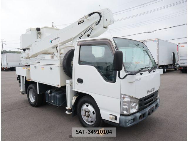 Isuzu ELF TRUCK 2018-04 8870925-1