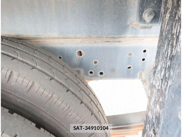 Isuzu ELF TRUCK 2018-04 8870925-19